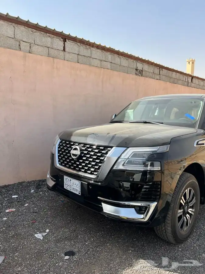 صدام امامي كت باترول نيسان 2022 2023شبك امامي شمعات 1