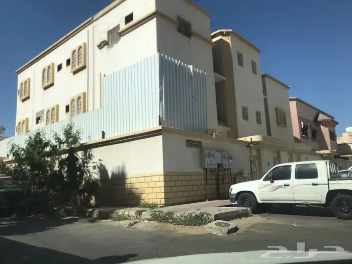 عماره للبيع مكونه من ثلاث ادوار 0