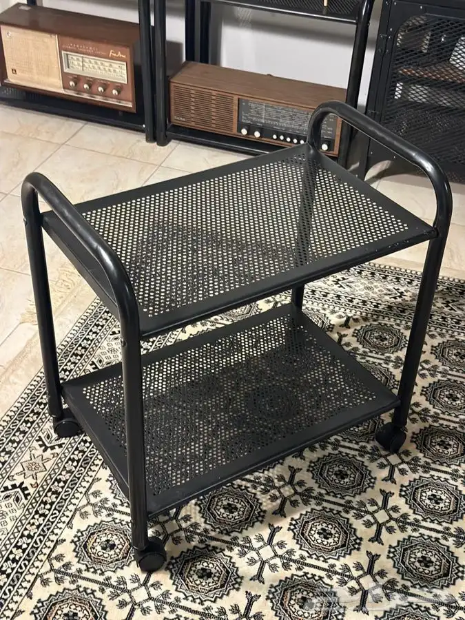 طاولات جديدة للبيع 0