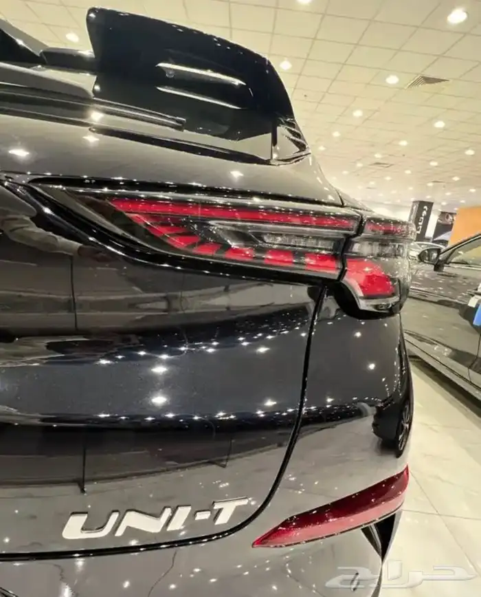 شانجان يوني تي 2025 4