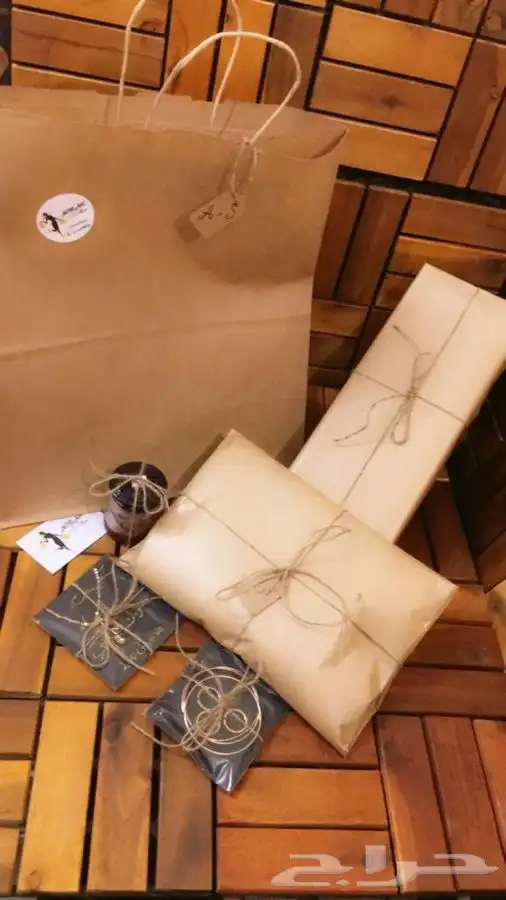 الورده الذهبيه مطليه بماء الذهب اجمل هديه للعيد 10