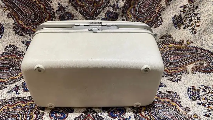 شنطة مكياج سمسونايت 7