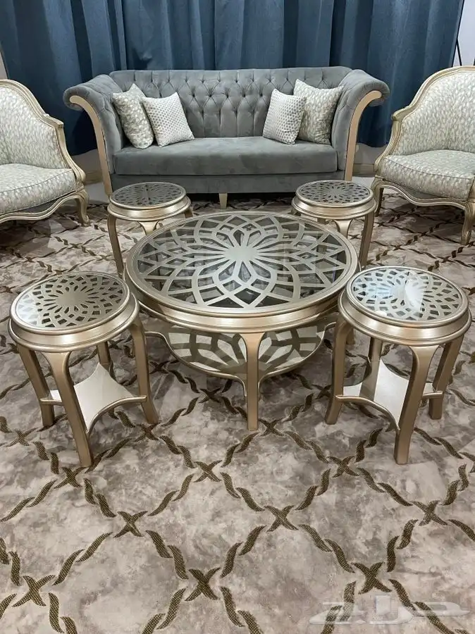 طاولات خشبيه 2