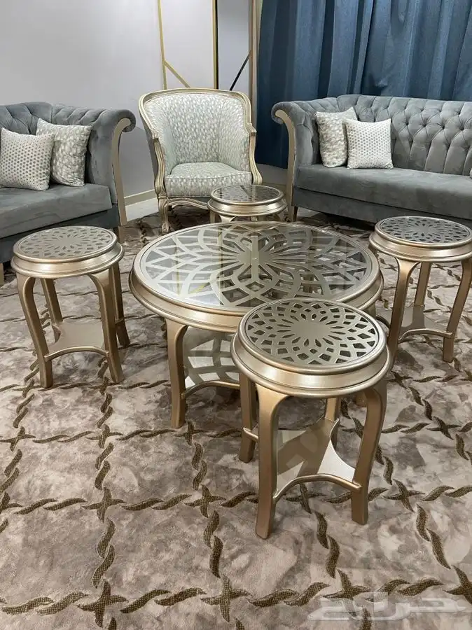 طاولات خشبيه 1