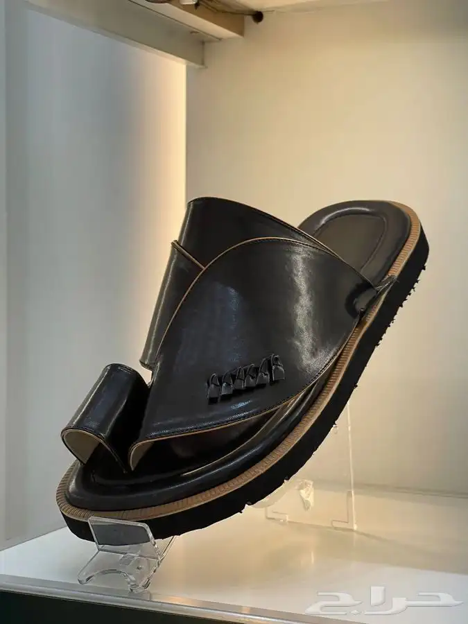 اهدي من احببت حذاء رجالي فخامة وجودة 32