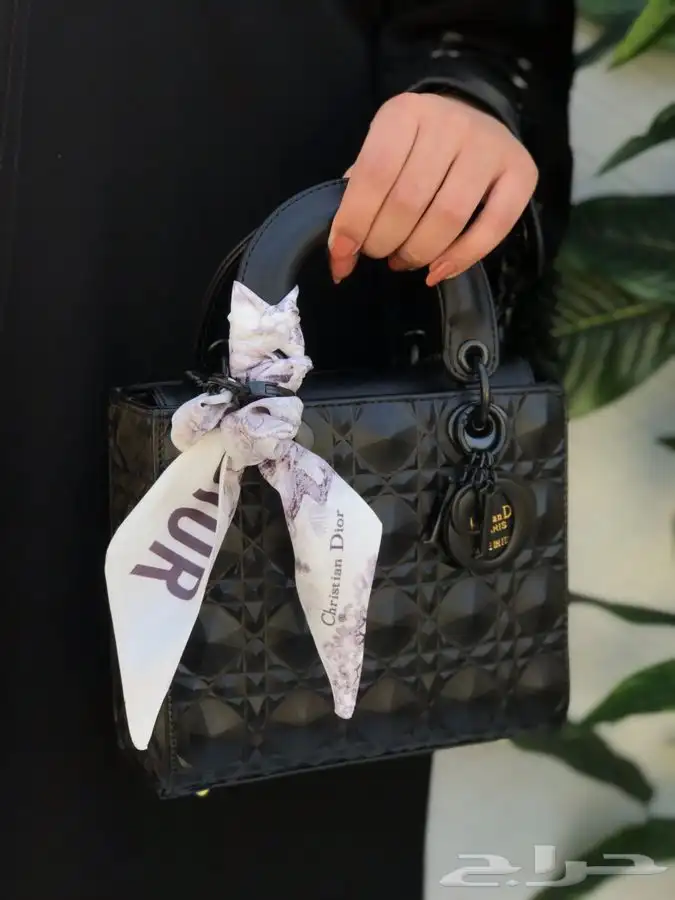 هدايا العيد ماركات عالميه درجه اولى نسائيه ورجالية 56