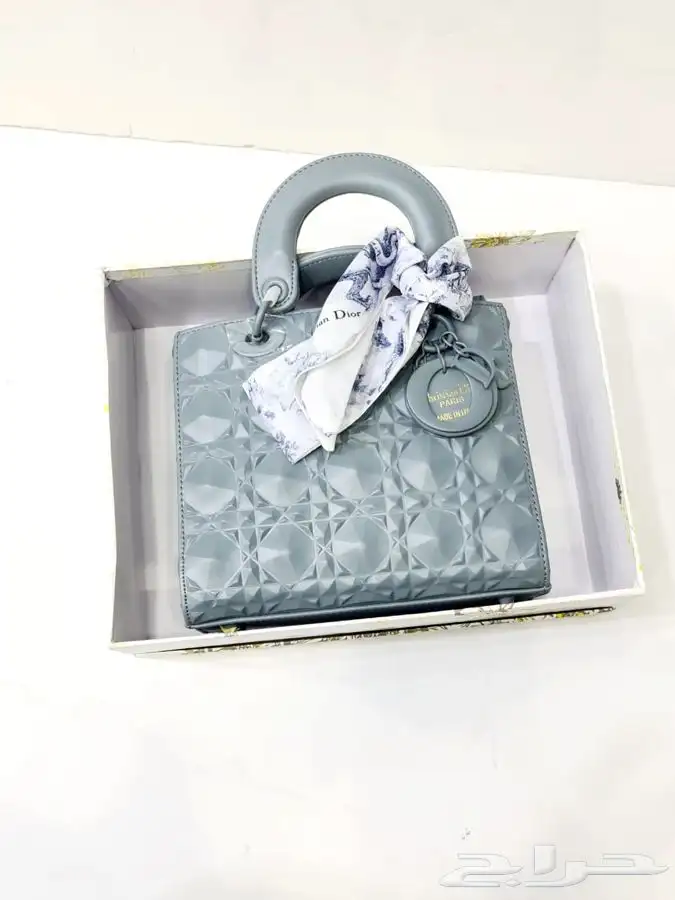 هدايا العيد ماركات عالميه درجه اولى نسائيه ورجالية 58