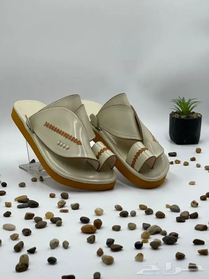 اهدي من احببت حذاء رجالي فخامة وجودة 75