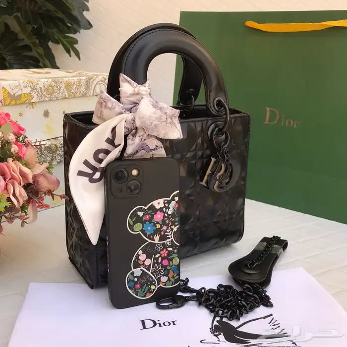هدايا العيد ماركات عالميه درجه اولى نسائيه ورجالية 54
