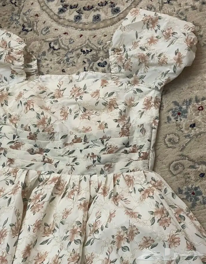 فستان للبيع لبس مره واحده فقط 1