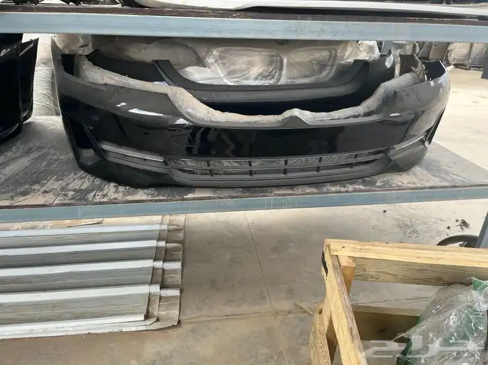 قطع غيار و مكاين وصيانة BMW 6