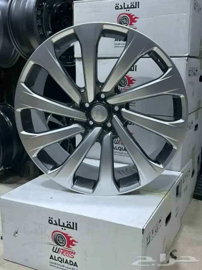جنوط رنج روفر اس في SV موديل 2023 5
