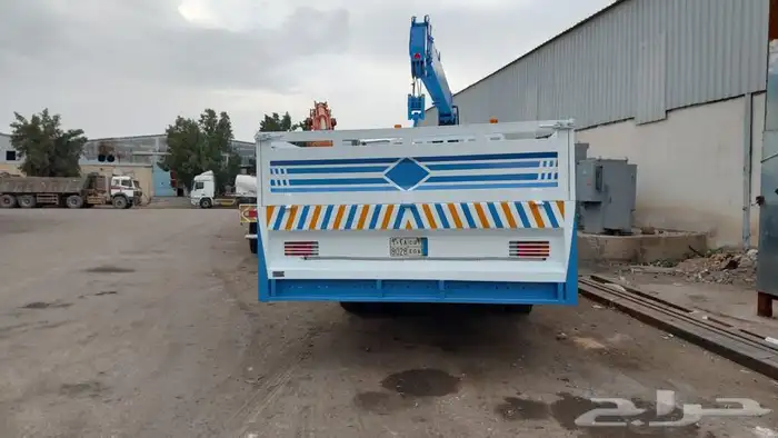 بوم تراك للايجار ونش كرين رافعه 3