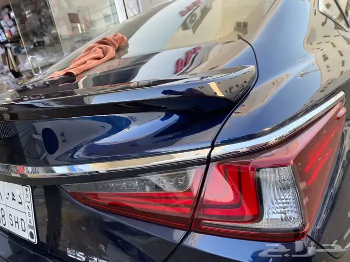 جناح وأزياق لكزز ES250- 2022 الى 2025 1