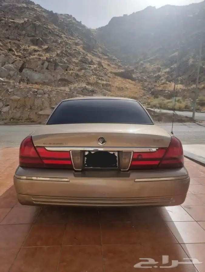 فورد جراند ماركيز 9