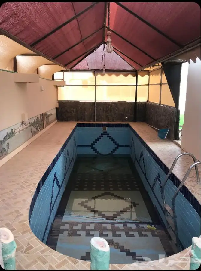 شاليه كبير لإستثمار أو البيع 2