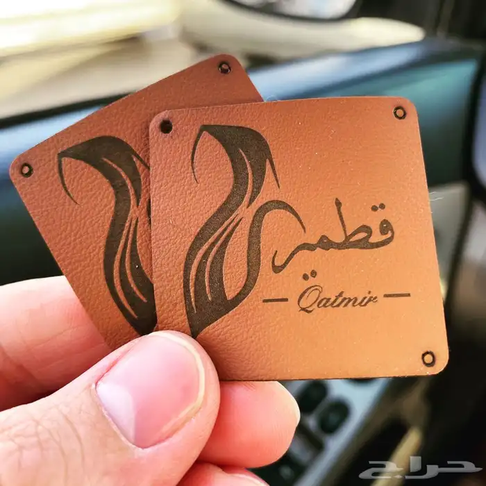 عبايات عباية لوقو عباية بوكسات عبايات ليبل قماش لوقو جلد 22
