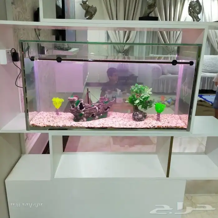 تفصيل وتنسيق حوض سمك ديكور صناعي 3