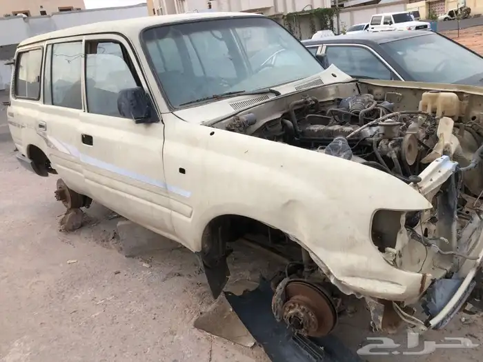 قطع جيب صالون من 97 وتحت بودي وداخليه وظفيره 2