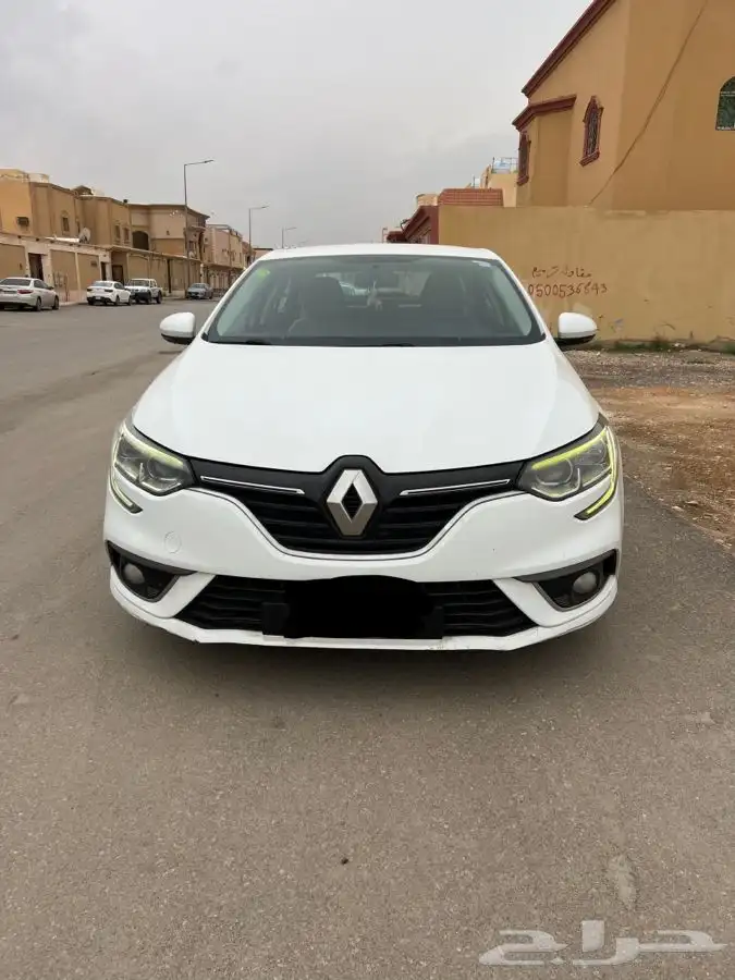 رينو ميغان 2018 مكينه 1600 وكالة 1