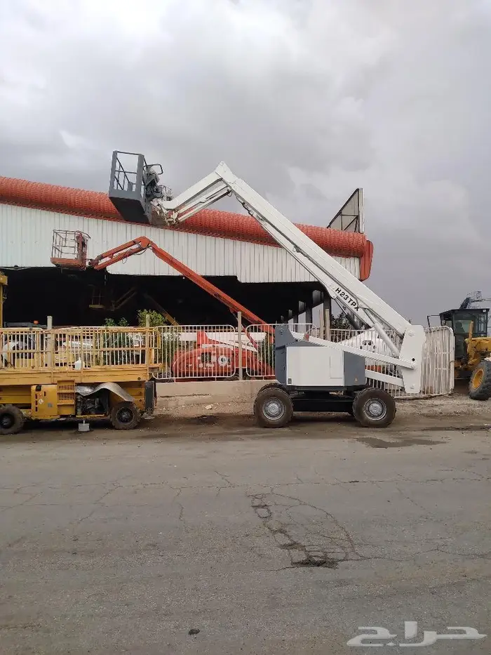 عدد2 مان لفت Snorkelموديل 2009 0