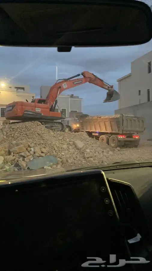 بوكلينات - مؤسسه مدى بدران تنفيذ اعمال الحفر والترحيل 3