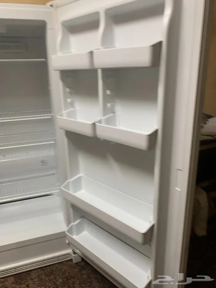 ثلاجات وفيرزرات عمودية من ماركة White وكلفينيتور وجيبسون US 1