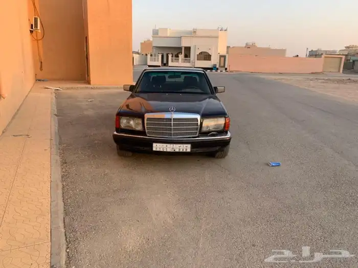 مرسيدس 1990حجم 560SEL 0