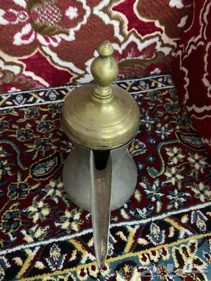 تراث دلة بغدادية نحاس احمروالغطااصفر 2