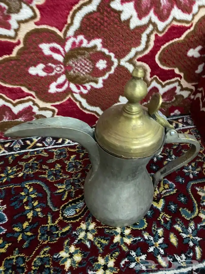 تراث دلة بغدادية نحاس احمروالغطااصفر 1