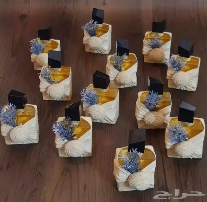 توزيعات لجميع المناسبات(درزن) 10