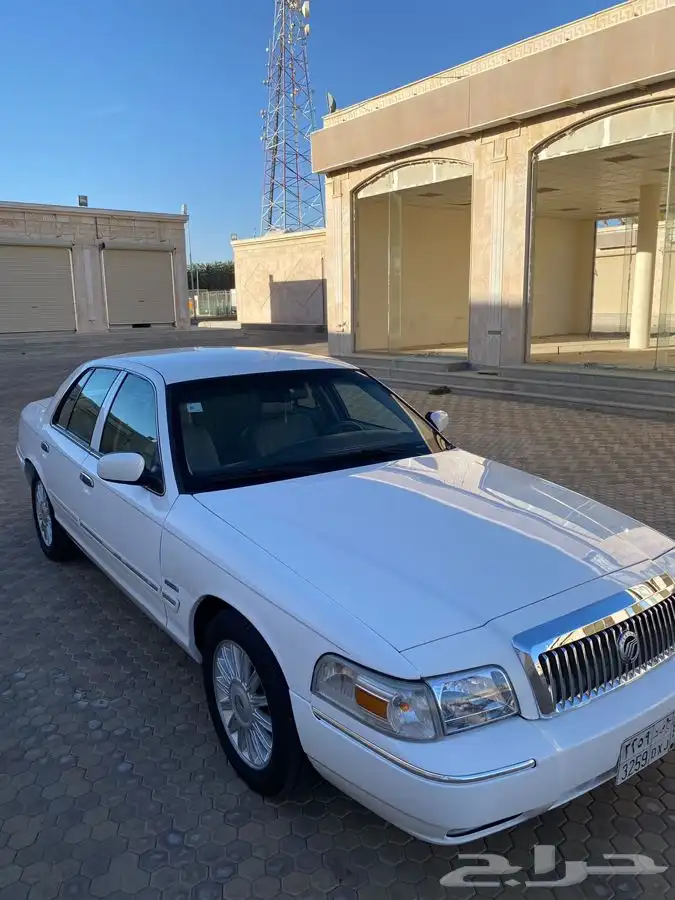 جراند ماركيز 2010 .. تم البيع .. 5