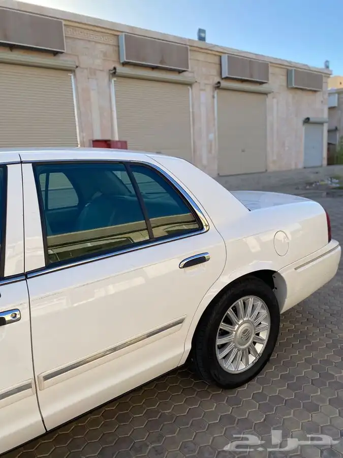 جراند ماركيز 2010 .. تم البيع .. 17