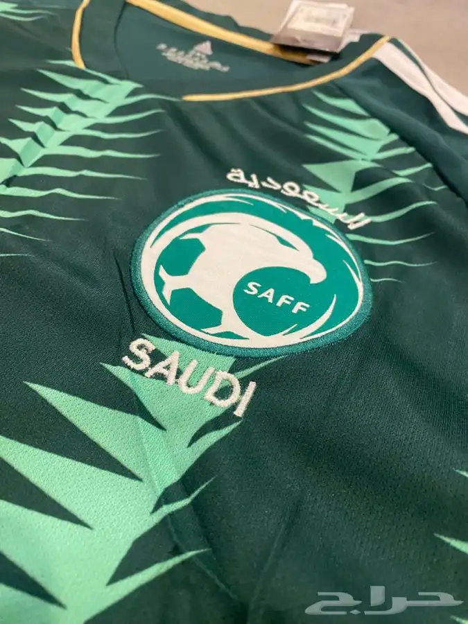 تيشيرت المنتخب السعودي 2023 من أديداس (كبار وأطفال) 3