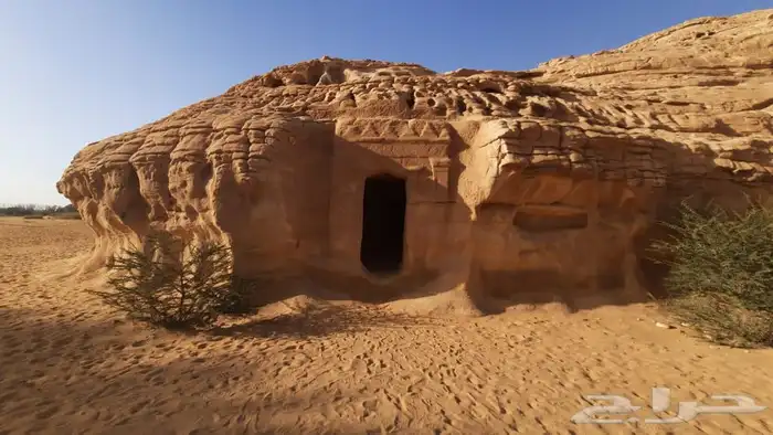 جوله سياحيه في الع لا 1