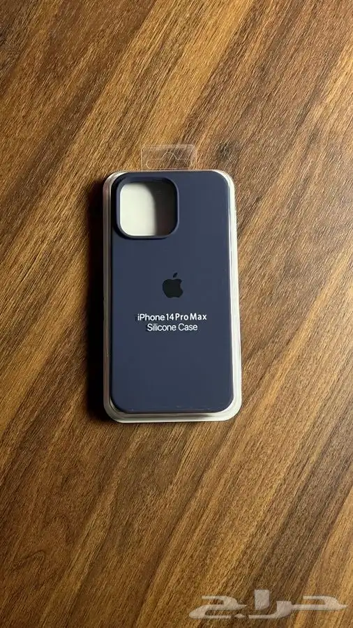 كفرات ايفون 14 سيلكون طبق الاصل مع شعار ابل 4