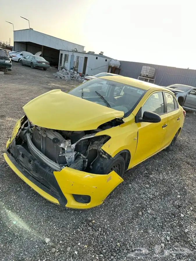 قطع غيار يارس 2015 تشليح 1