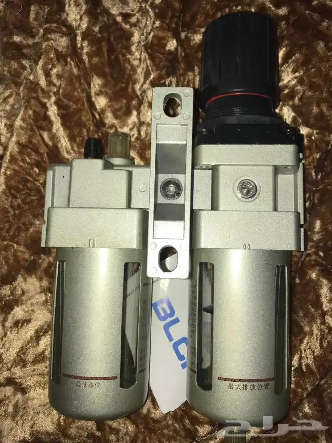 منظم ضغط فلتر الهواء او شفط الماء من الهواء للمكائن 8