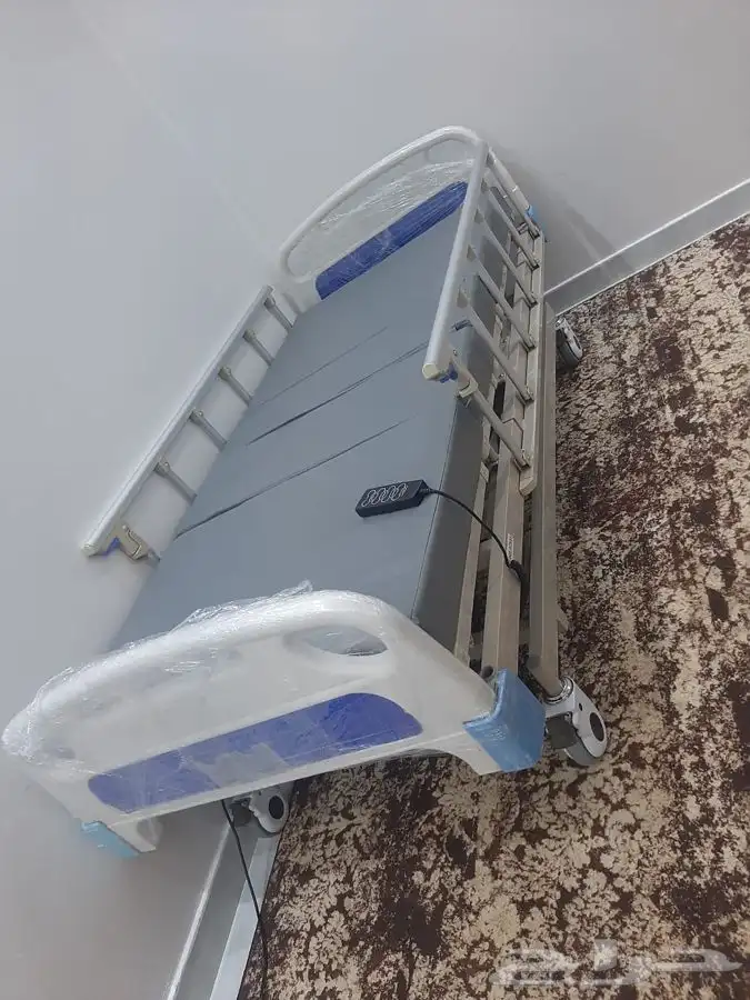 سرير طبي كهربائي مع المرتبه الطبيه 6