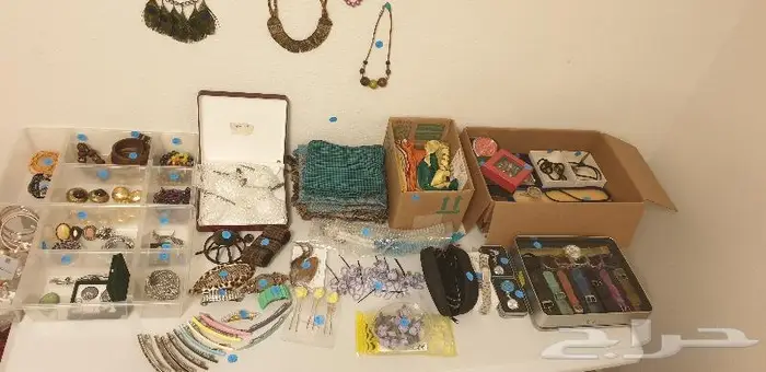 ملابس و احذية و شنط و اكسسوارات 4