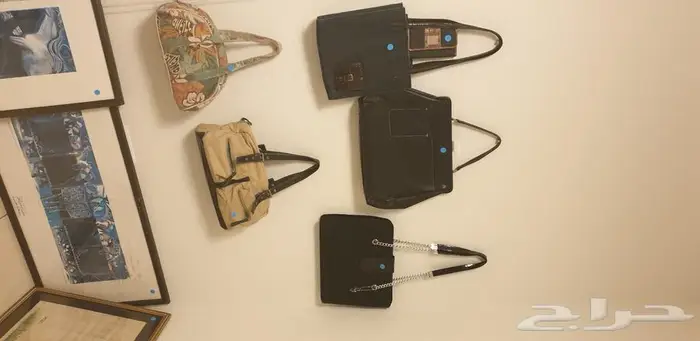 ملابس و احذية و شنط و اكسسوارات 1