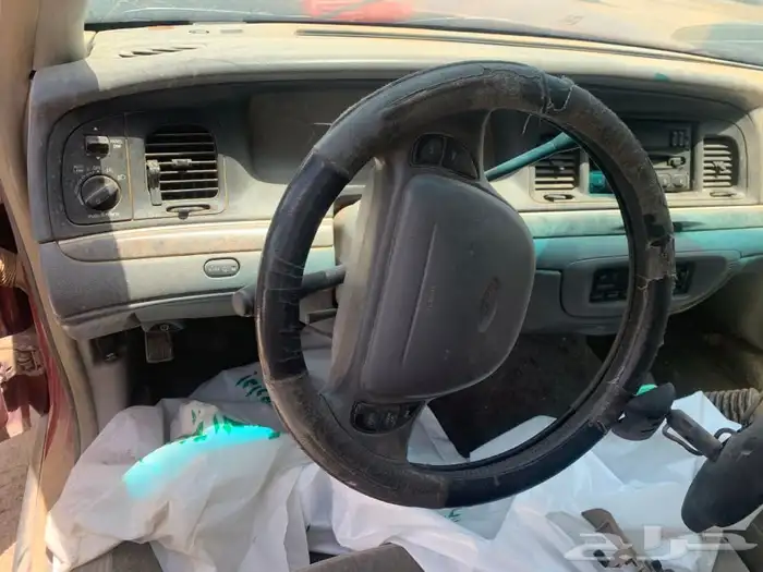 فورد فكتوريا 2002 تشليح قطع 1