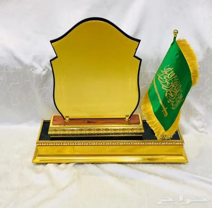 دروع - مجسمات سيوف - مجسمات تذكارية - طباعات - اختام 48
