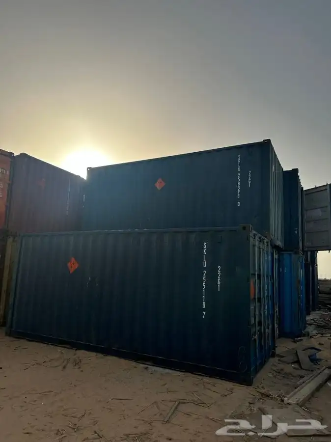 used containers in excellent condition حاويات كونتينرات 1