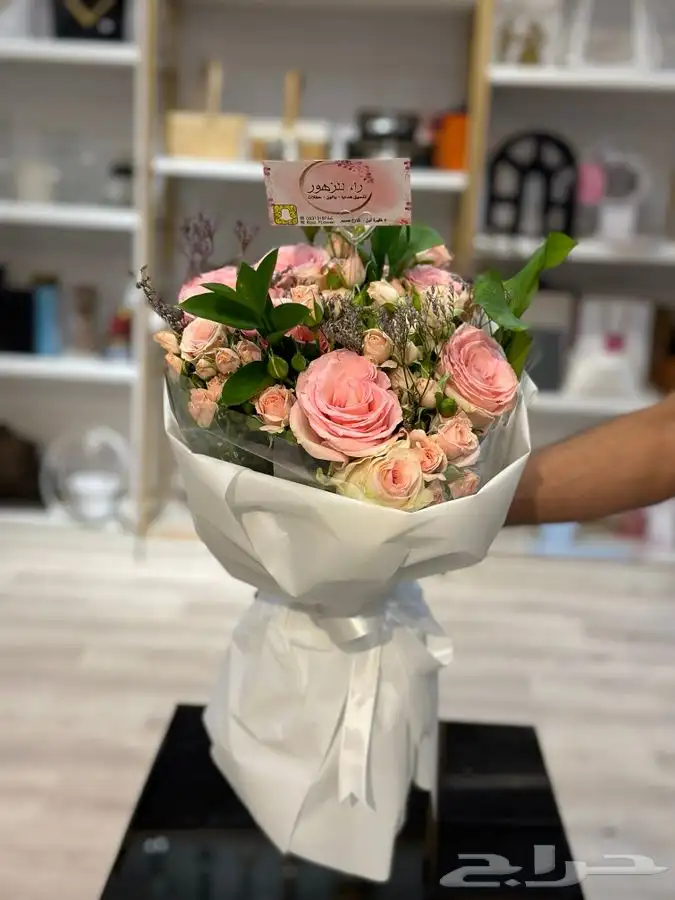 مندوب توصيل هدايا الرياض باقات ورد حفلات 8