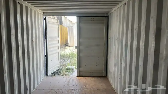 used containers in excellent condition حاويات كونتينرات 5