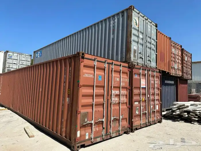 used containers in excellent condition حاويات كونتينرات 8