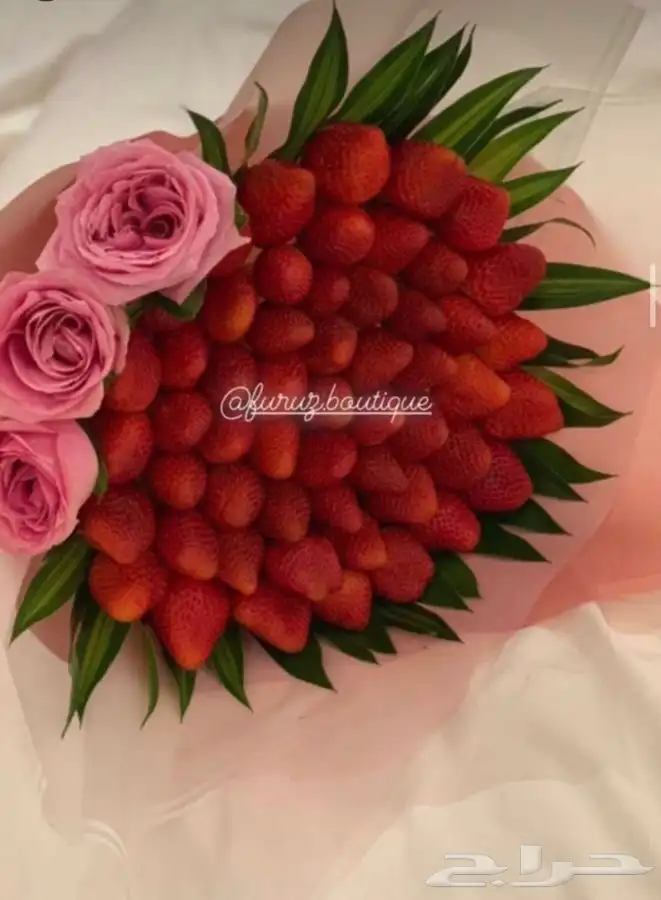 باقات فراولة ورد  51
