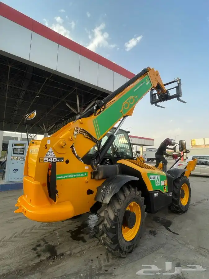 للايجار رافعه تلسكوبيه JCB تلي هندر 3