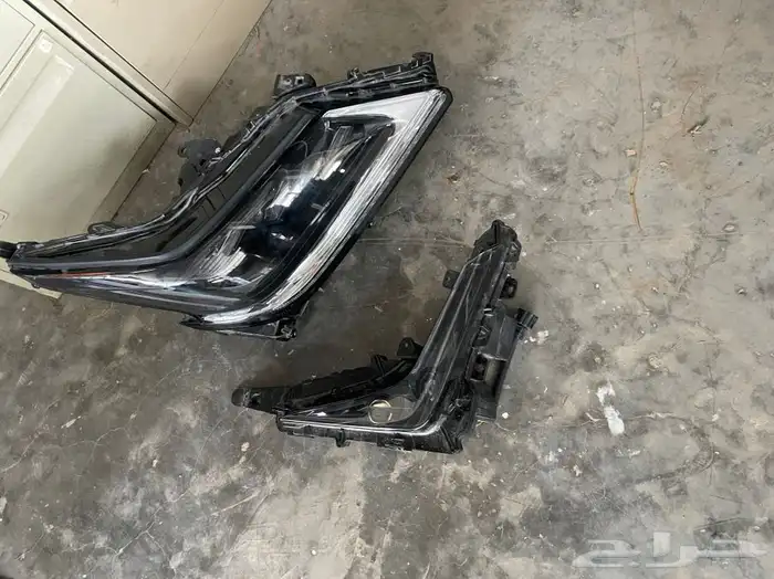 شمعات اماميه جيب لكزز LX570 موديل 2018__2019__2020___2021 1